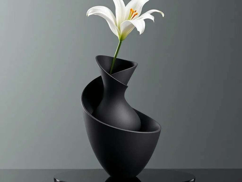 Torsione d'Eclissi — Vaso Scultoreo Elicoidale Nero Opaco (30 cm) - Taraflo