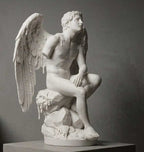 La Caduta di Icaro: Statua in Marmo Bianco sul Tragico Volo Mitologico - Taraflo