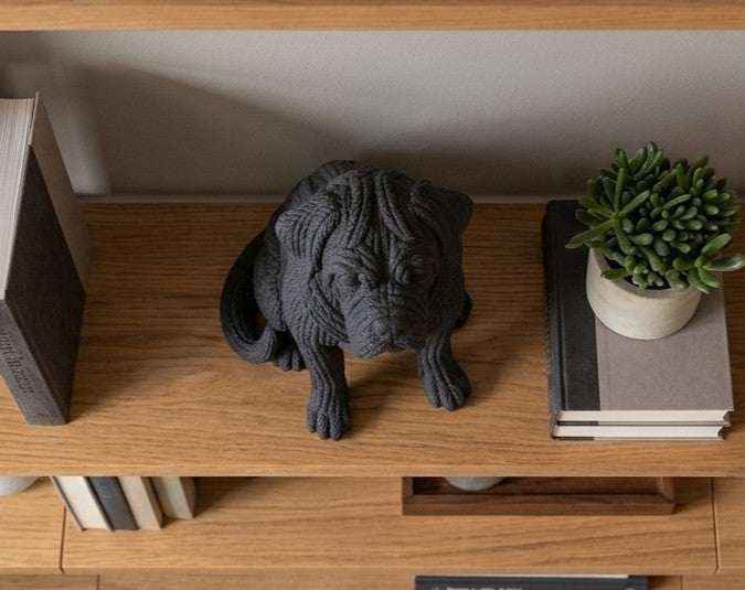 Cane Corso Cucciolo «Cucito a Mano» — Statuetta in Resina Nera Opaca - Taraflo