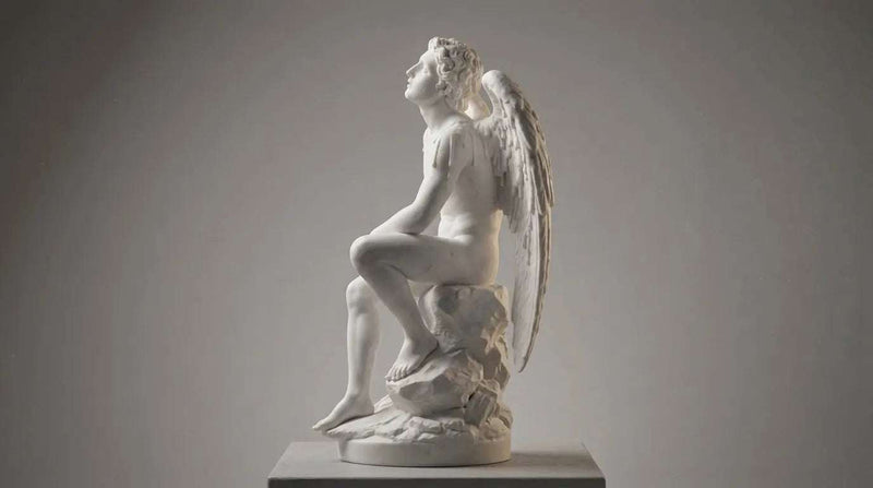 La Caduta di Icaro: Statua in Marmo Bianco sul Tragico Volo Mitologico - Taraflo
