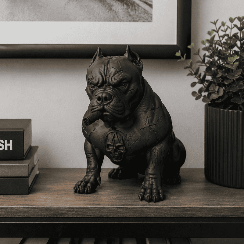 Pitbull Urban Dark — Statua da Collezione in Resina Nera Opaca - Taraflo