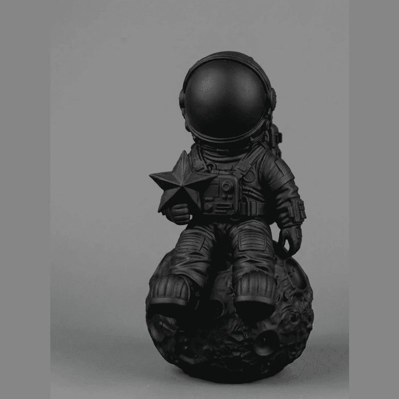 Astronauta sulla Luna — Statuetta da Scrivania in Resina - Taraflo