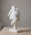 Statuetta Madre Natura in resina effetto gesso bianco, scultura femminile minimalista