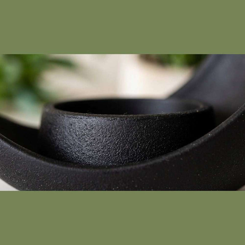 Eclissi Lunare — Vaso a Mezzaluna in Resina Nera Opaca (25 cm) - Taraflo