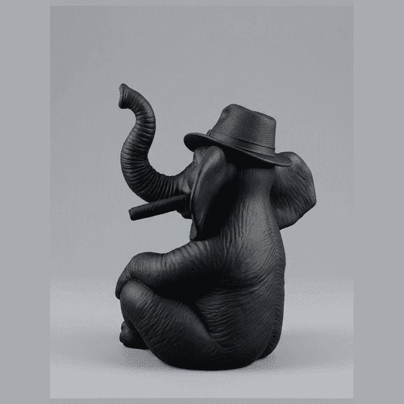 Elefante «The Boss» — Statuetta Decorativa in Resina Nera Opaca - Taraflo