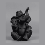 Elefante «The Boss» — Statuetta Decorativa in Resina Nera Opaca - Taraflo