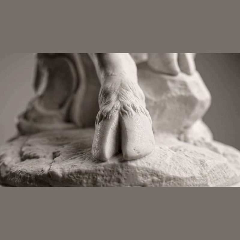 Fauno a Riposo — Scultura in Resina ABS Bianca Opaca - Taraflo
