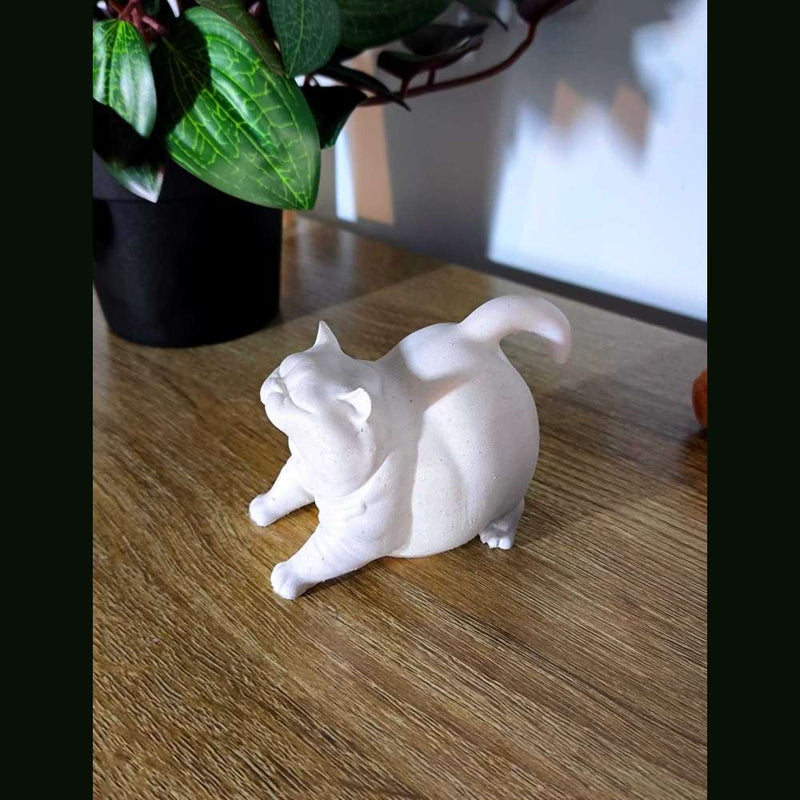Gatto «Big Yawn & Stretch» — Statuetta Decorativa in Resina - Taraflo