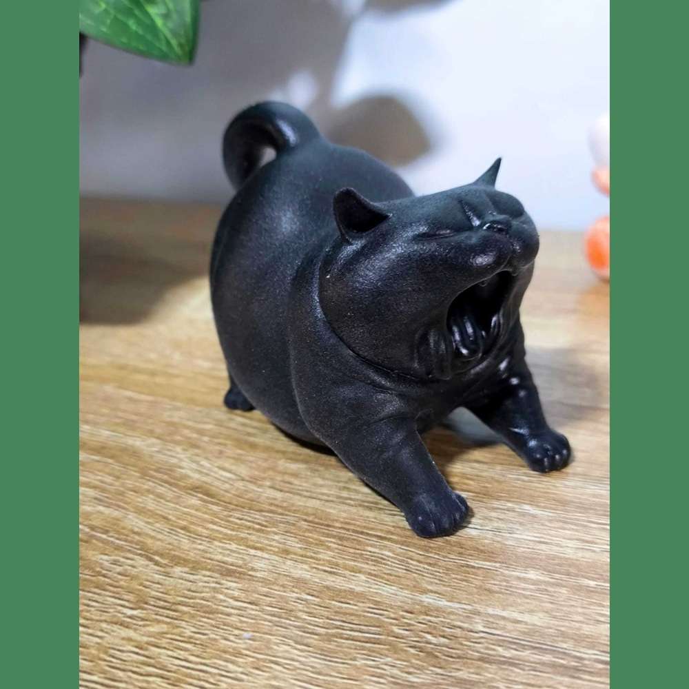 Gatto «Big Yawn & Stretch» — Statuetta Decorativa in Resina - Taraflo