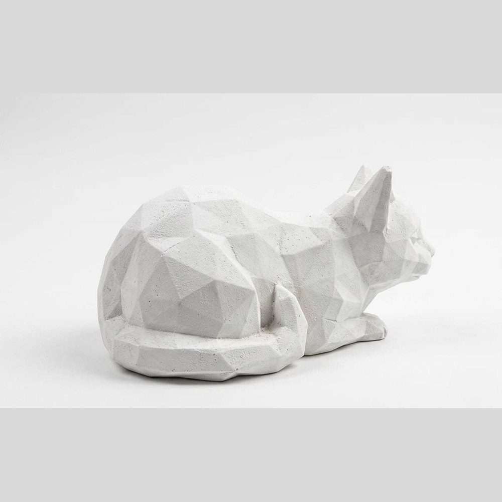 Gatto Low-Poly — Statuetta Decorativa in Resina Bianca Opaca - Taraflo