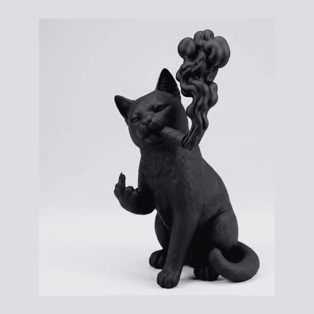Gatto Nero «Ribelle» con Sigaro — Statuetta da Collezione in Resina Nera Opaca - Taraflo