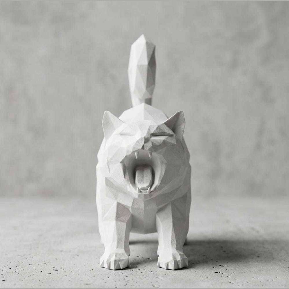 Gatto «Yawning» Low-Poly — Statuetta Decorativa in Resina Bianca Opaca - Taraflo