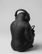 The Sound of Silence — Scimmia con Cuffie in Resina - Taraflo