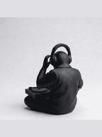 The DJ Chimp — Statuetta Scimmia in Resina Nera Opaca - Taraflo