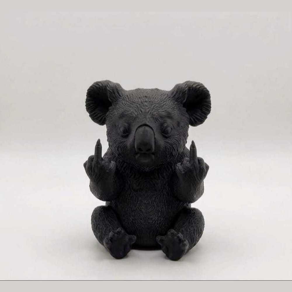 Koala & Riccio — Statuetta Animale «Con Personalità» in Resina - Taraflo