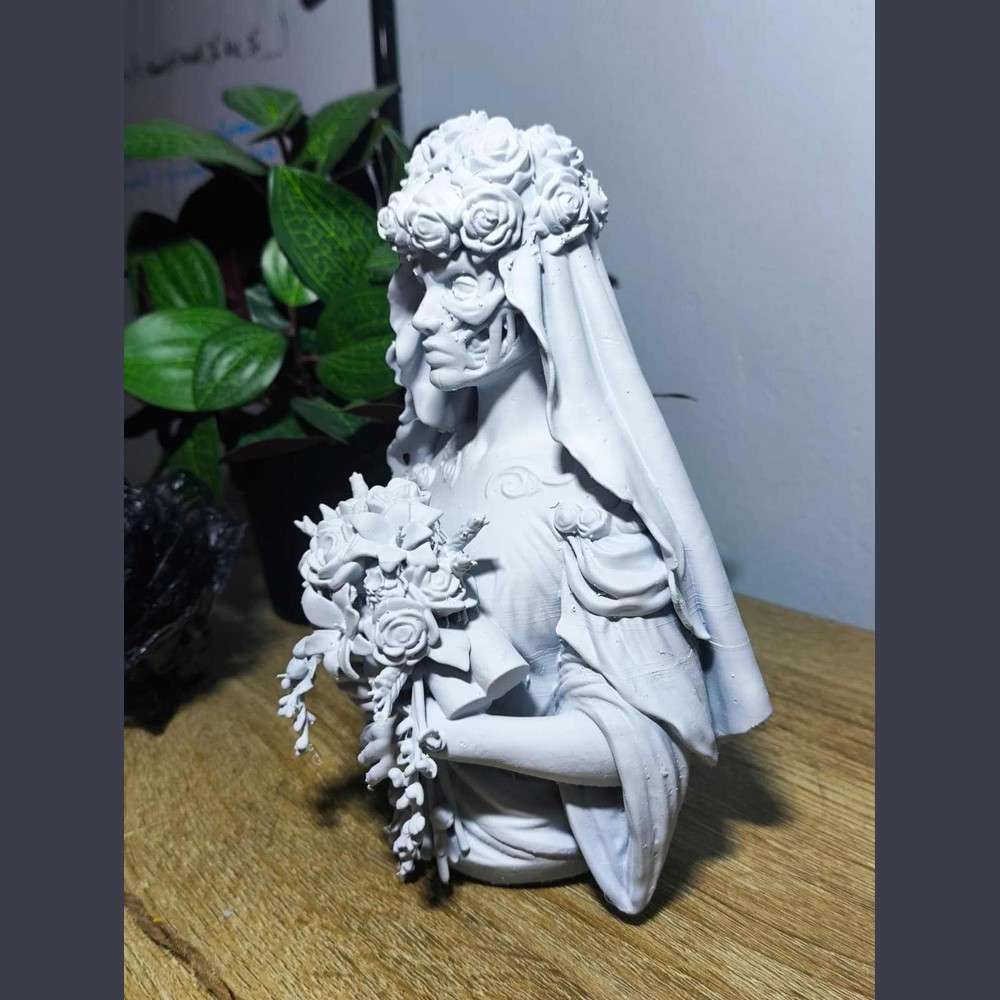 L'Eterno Incanto: Busto Sposa Cadavere in Resina per Trasformare i Tuoi Spazi con Eleganza Dark - Taraflo