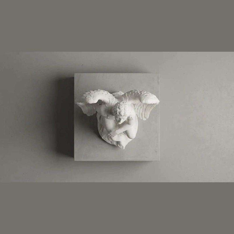La Caduta di Icaro: Statua in Marmo Bianco sul Tragico Volo Mitologico - Taraflo