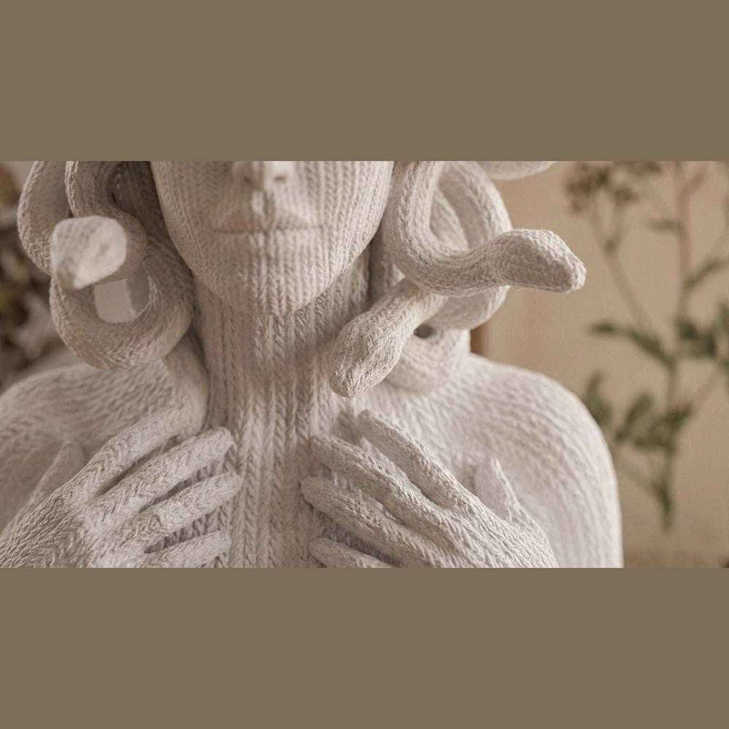 Medusa — Busto in Resina Bianca Opaca (Effetto Maglia) - Taraflo