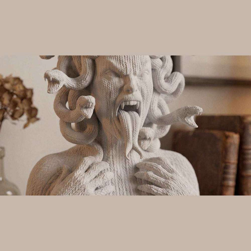 Medusa Urlante — Busto in Resina Bianca Opaca (Effetto Maglia) - Taraflo