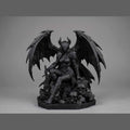 Statuetta Morrigan gotica con ali da drago, trono di teschi e spada, design dark fantasy dettagliato.