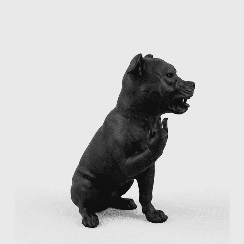 Pit Bull «Rock & Rebel» — Statuetta da Collezione in Resina Nera Opaca - Taraflo