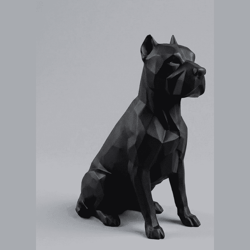 Pit Bull «Sentinel» — Scultura Low-Poly in Resina Nera Opaca - Taraflo