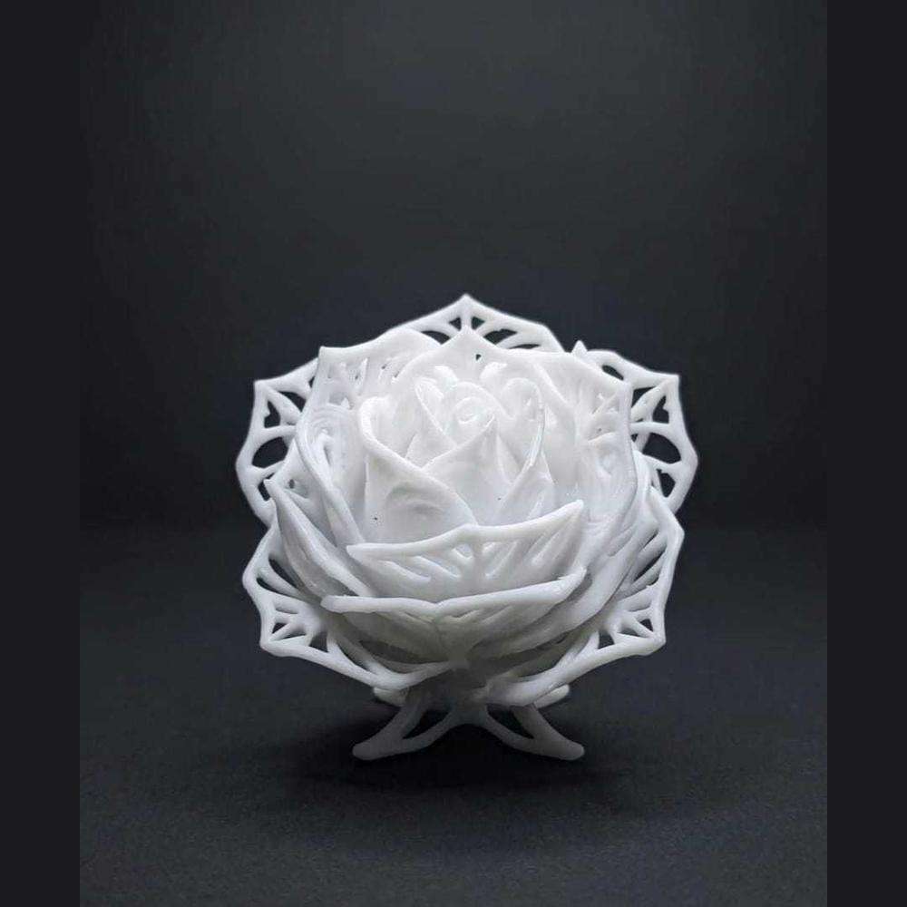 Rosa Eterna in Resina - Scultura Elegante per un Arredo Unico - Taraflo
