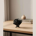 Rosa Eterna in Resina - Scultura Elegante per un Arredo Unico - Taraflo