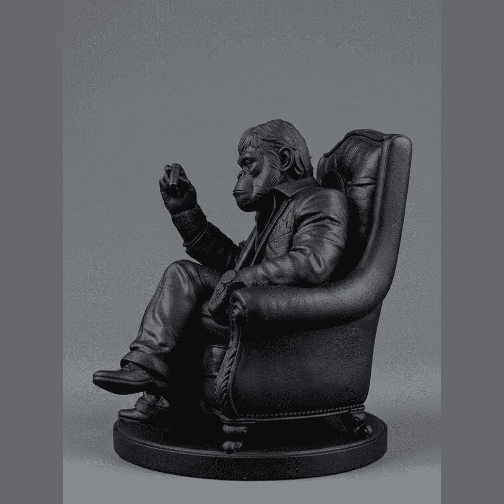 Scimmia «Il Padrino» — Statuetta da Collezione in Resina - Taraflo