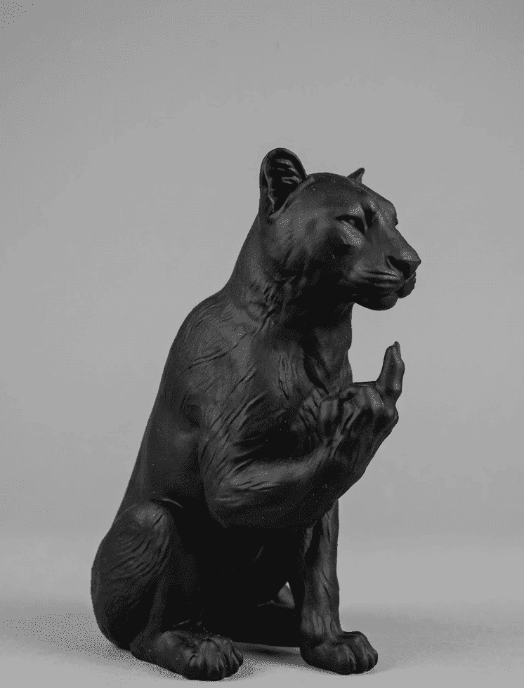 Pantera «The Rebel» — Statuetta in Resina Nera Opaca - Taraflo