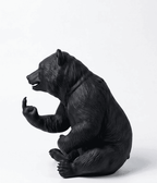 Orso «Rude Bear» — Statuetta Decorativa in Resina Nera Opaca - Taraflo