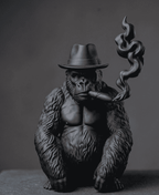 Gorilla «The Smoking Ape» — Scultura da Collezione in Resina Nera Opaca - Taraflo