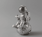 Astronauta sulla Luna — Statuetta da Scrivania in Resina - Taraflo