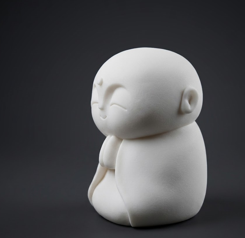 Statuetta Monaco Decorativa in Stile Zen – Design Minimalista per la Meditazione e lo Yoga – vista d'insieme | Taraflo