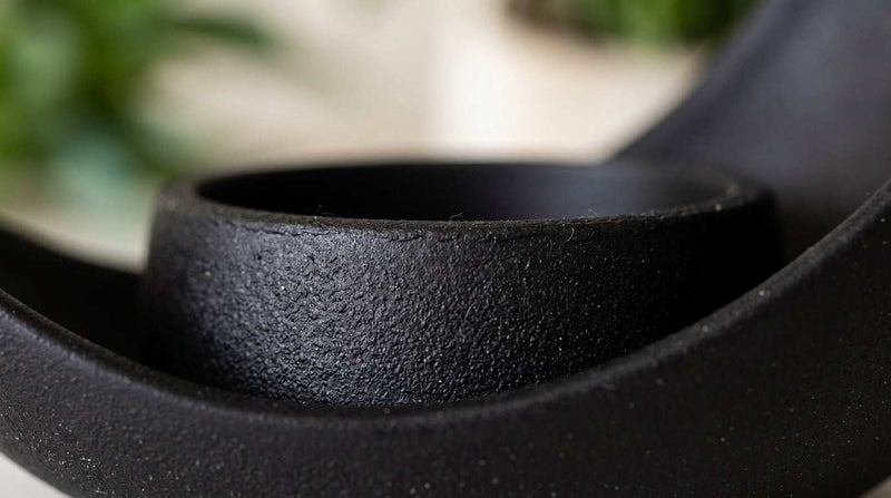 Eclissi Lunare — Vaso a Mezzaluna in Resina Nera Opaca (25 cm) - Taraflo