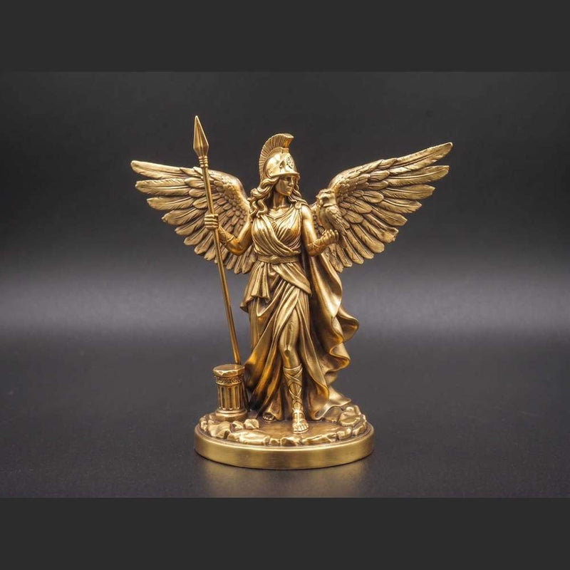 Goldene Statue der geflügelten Athene – Skulptur der Göttin der Weisheit mit Eule und Speer
