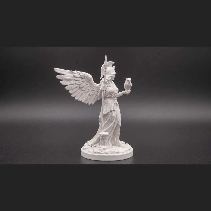 Geflügelte Athene-Statue mit Eule und Speer – Skulptur der Göttin der Weisheit aus weißem Gipsoptik-Harz – Klassische Einrichtung und griechische Mythologie