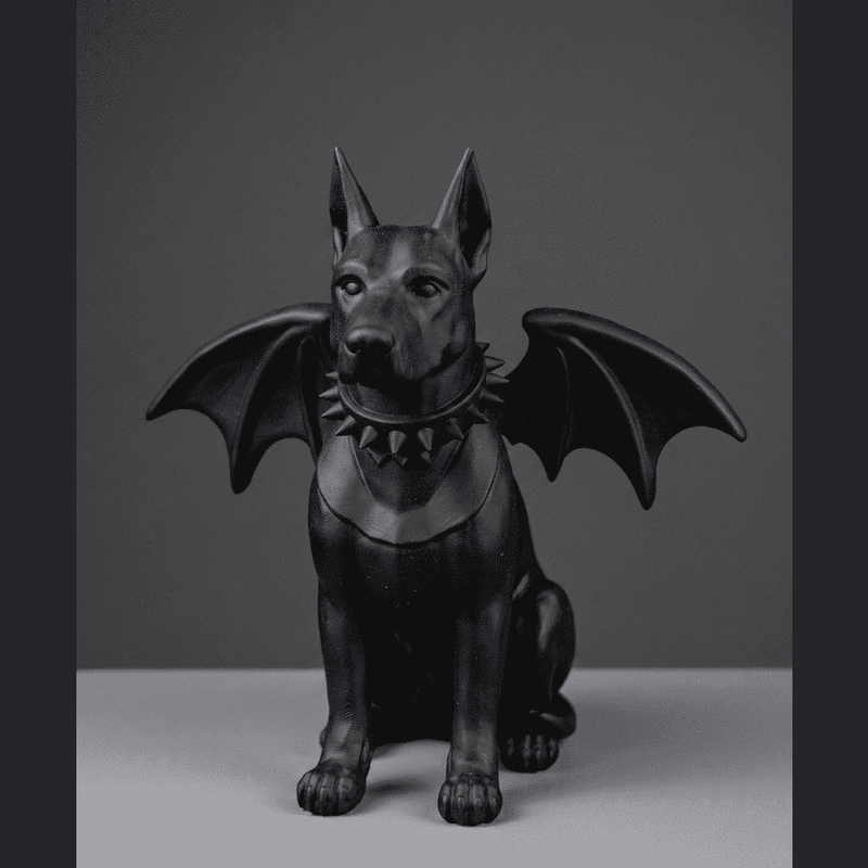 Statua cane gargoyle nera in resina, dettaglio muso