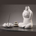 Statua Gatto Yoga in Meditazione Nera Opaca – Statuetta Decorativa Zen e Regalo per Amanti dei Gatti