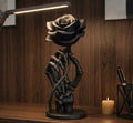 Statuetta Mano Scheletro con Rosa Nera in Resina | Scultura Gotica da Collezione | Arredamento Dark ed Elegante | Regalo Goth