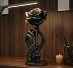 Statuetta Mano Scheletro con Rosa Nera in Resina | Scultura Gotica da Collezione | Arredamento Dark ed Elegante | Regalo Goth