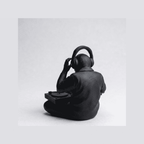 The DJ Chimp — Statuetta Scimmia in Resina Nera Opaca - Taraflo