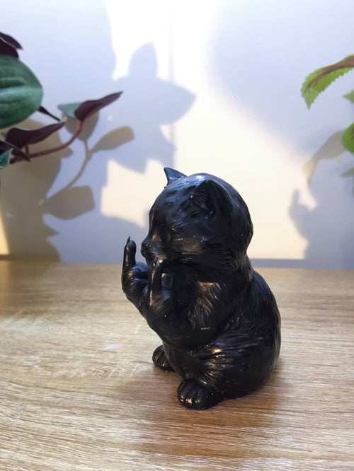 "The Sassy Noir Cat" – Scultura Minimalista in Nero Opaco