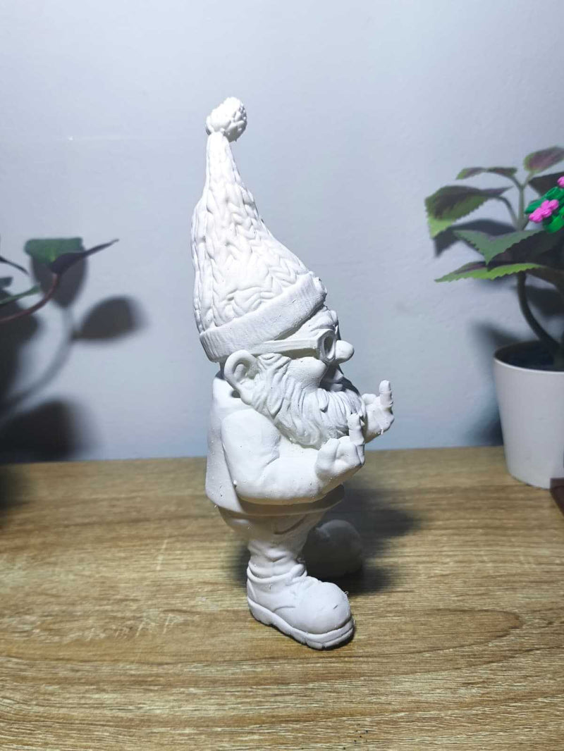 Gnomo «Senza Filtri» — Statuetta Decorativa da Giardino in Resina - Taraflo
