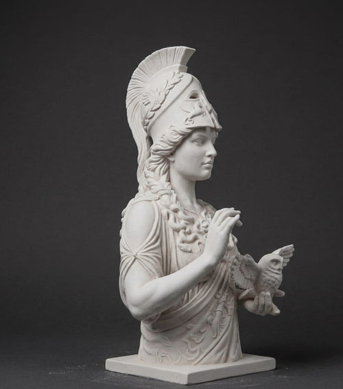 Statuetta di Atena Parthenos, dea greca della saggezza, in resina nera dettagliata