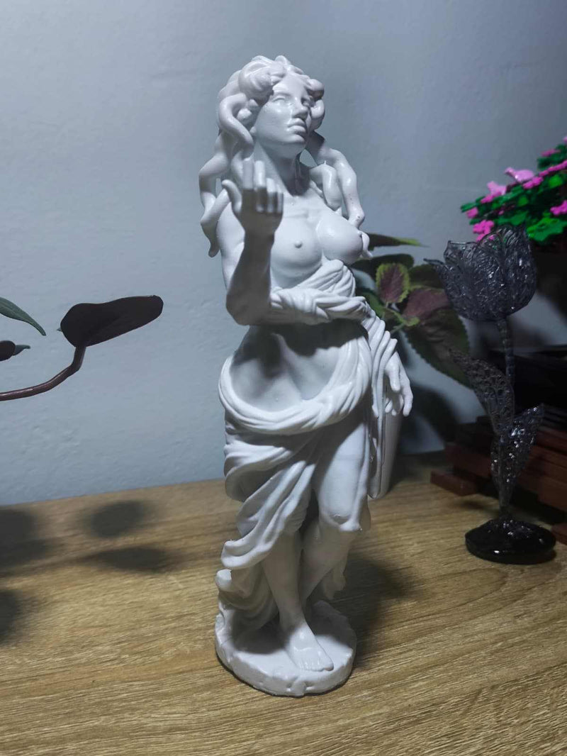 Eurìale — Statuetta della Gorgone in Resina - Taraflo