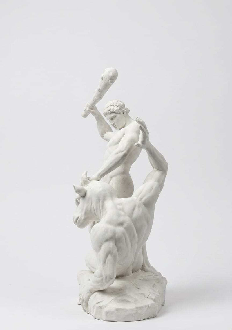 Scultura Teseo Minotauro: Un'Opera d'Arte che Ispira Coraggio e Raffinatezza - Taraflo