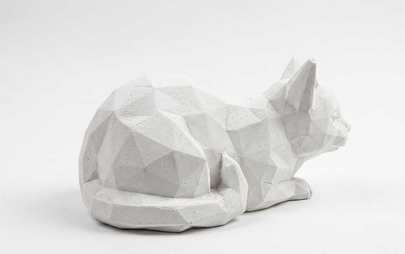 Gatto Low-Poly — Statuetta Decorativa in Resina Bianca Opaca - Taraflo