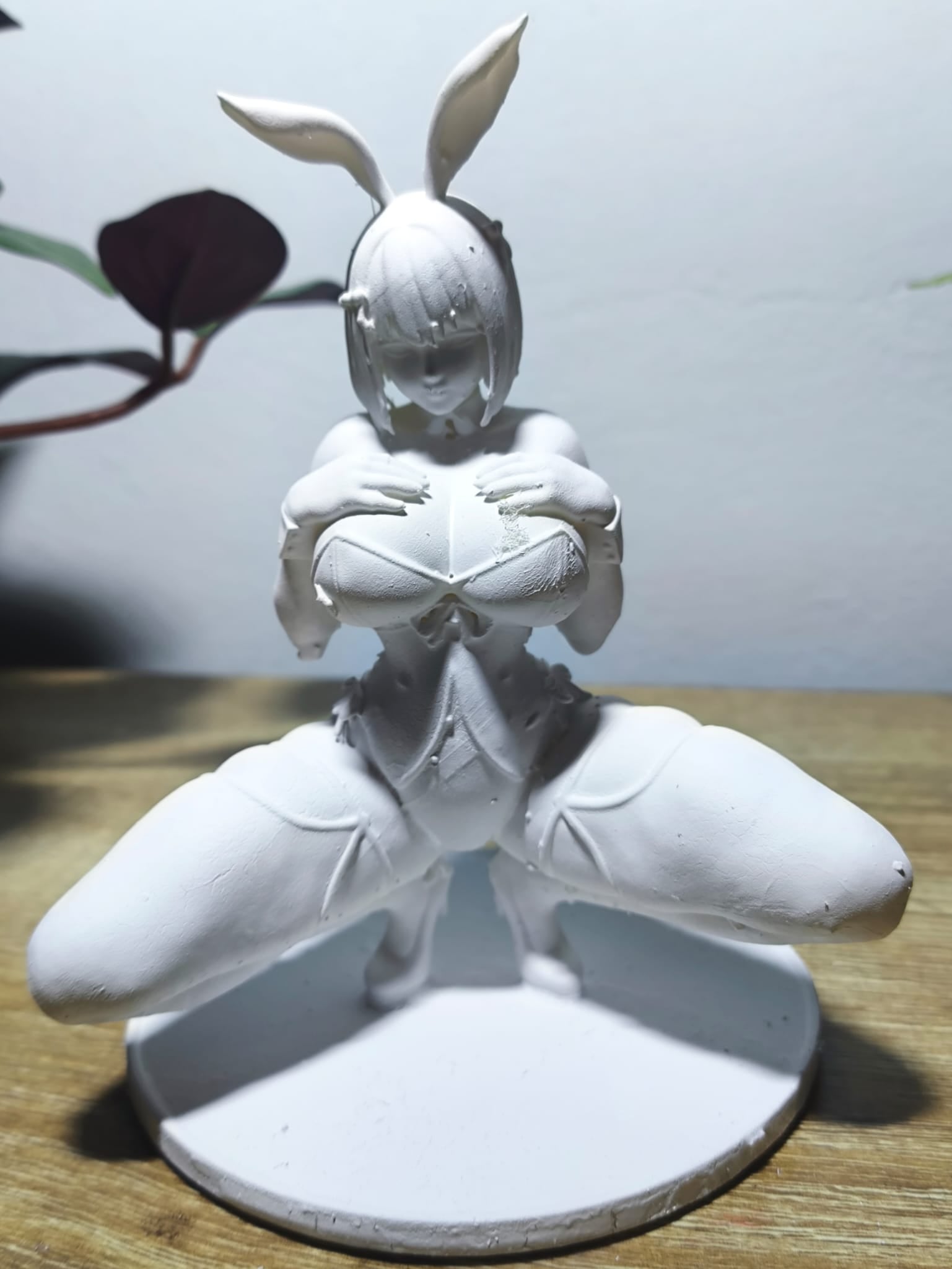 Lapine Élégante en Blanc : Pureté et Style Anime