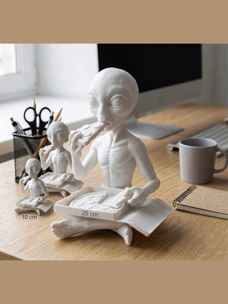 Alieno con Pizza — Statuetta da Collezione in Resina - Taraflo